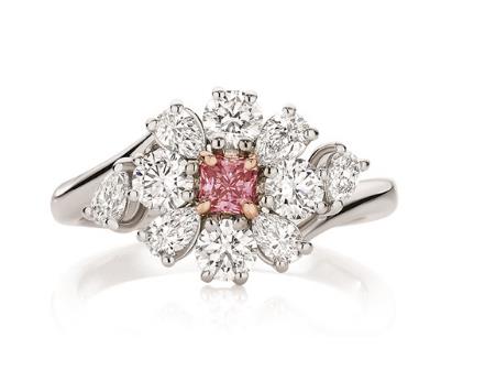 Fancy Halo Radiant Pink Diamond Ring | Wedding Bands & Co.