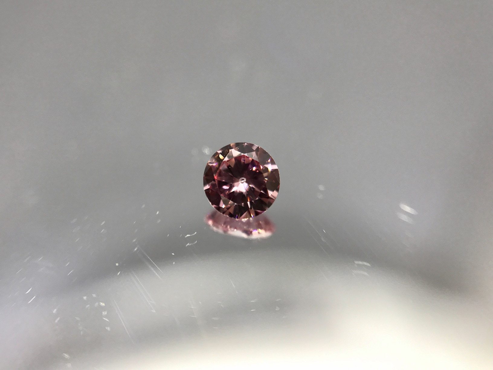 0.10ct 5PP Round SI2